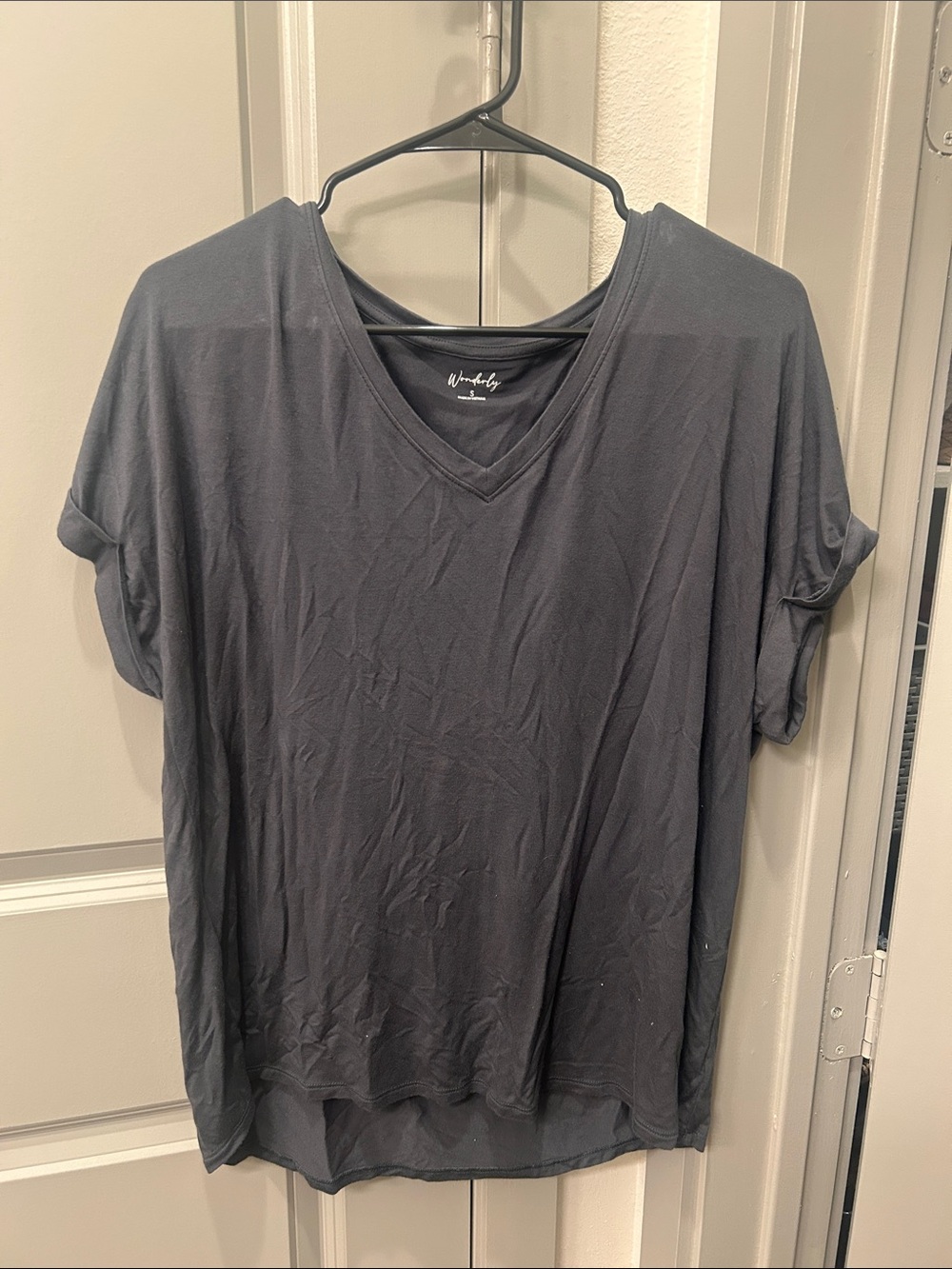 Wonderly Women's V-Neck Short Sleeve Tee - Charcoal/Gray